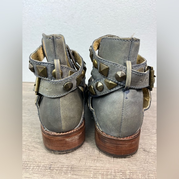 Patron Perugia Lou Grey Distress Leather Buckle Strappy Women Ankle Boots 8.5M - Picture 3 of 16